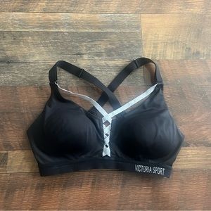 Victoria Secret Women’s Black and White Incredible Lace Up Sport Bra size 32C